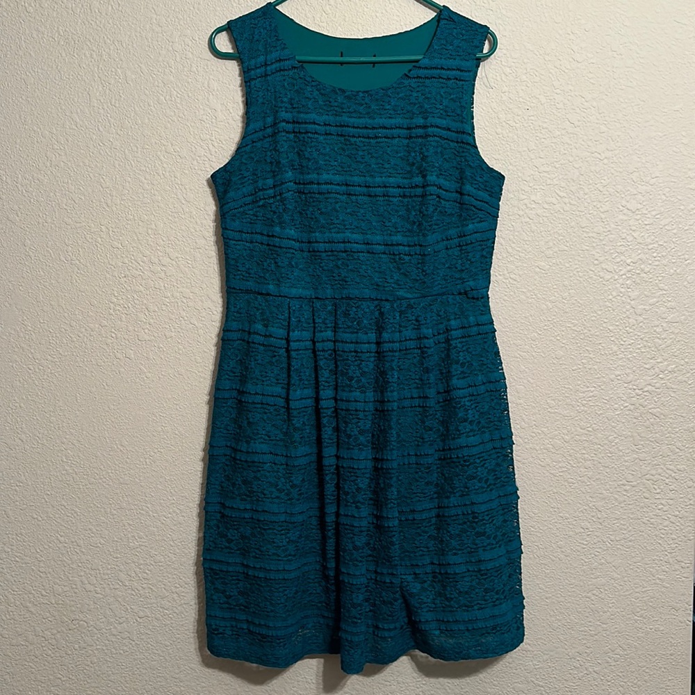 Cute Lace Stretch Dress - Size XL